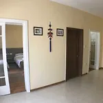 Quarto em Acomodações Particulares Corner Townhouse 1km From
