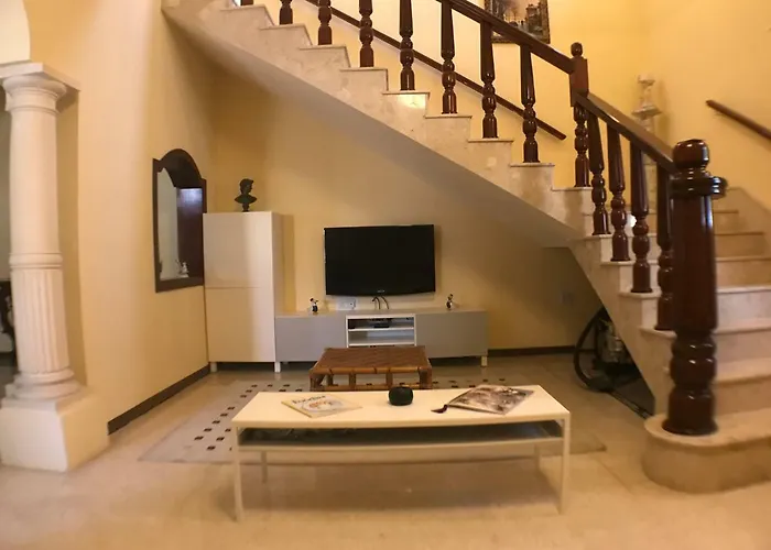 Corner Townhouse 1km From Quarto em Acomodações Particulares *