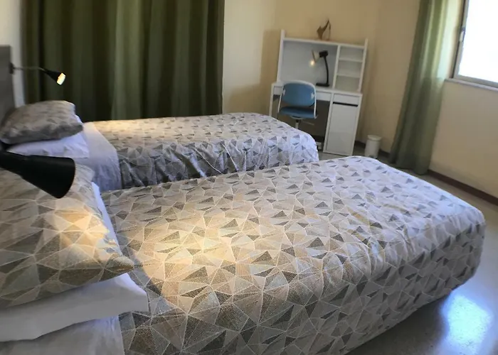 Corner Townhouse 1km From Quarto em Acomodações Particulares Msida