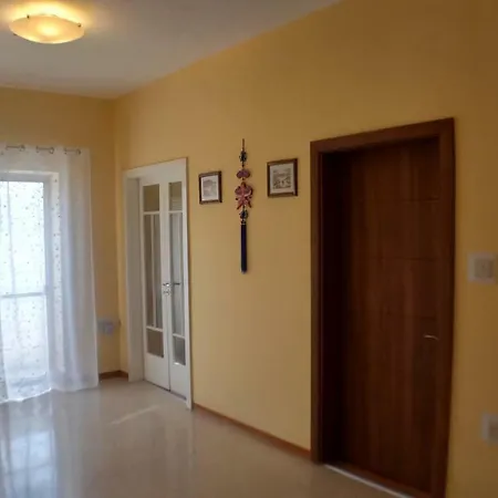 منزل للإقامة Corner Townhouse 1km From *