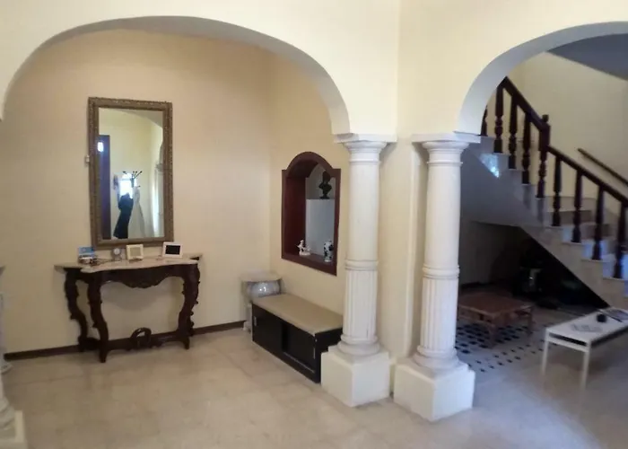 Corner Townhouse 1km From Accommodatie bij particulieren